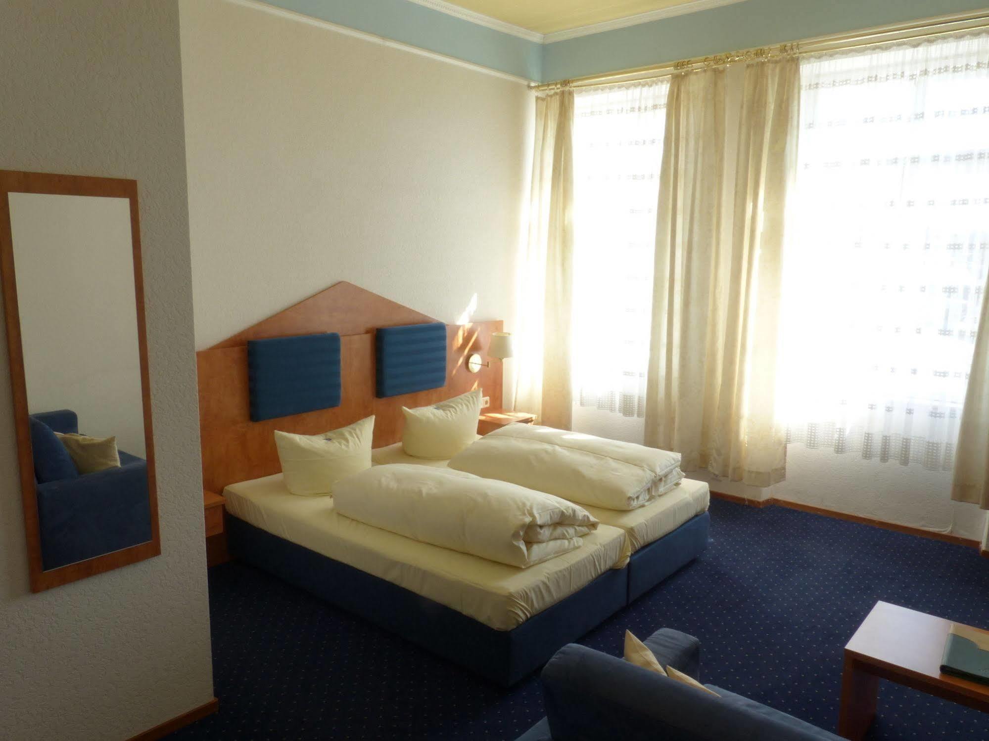 Hotel Bayerischer Hof Starnberg Zewnętrze zdjęcie