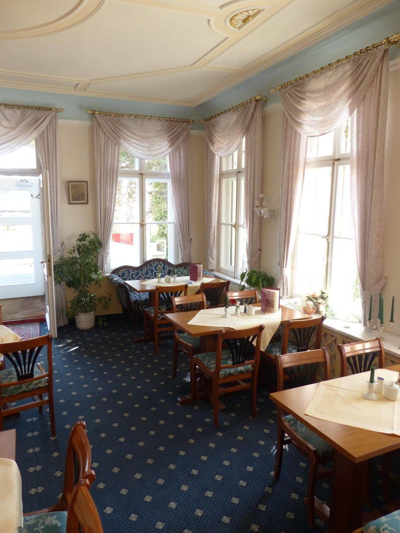 Hotel Bayerischer Hof Starnberg Zewnętrze zdjęcie